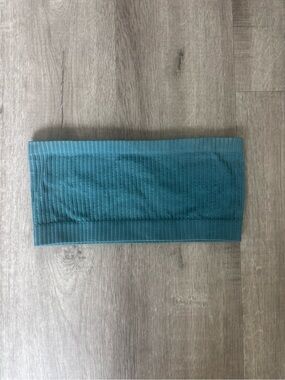 Aritzia Sunday Best Bandeau Top